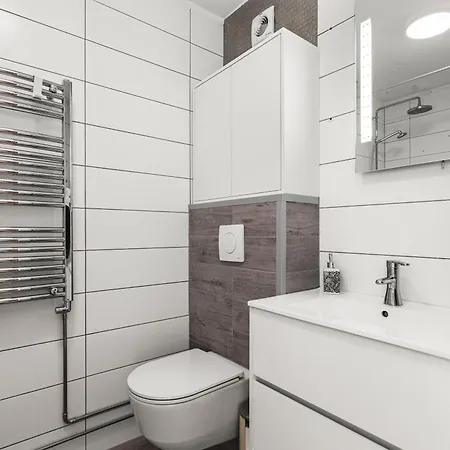 Perfect Spacious 2-bedroom Near Sky Lagoon *