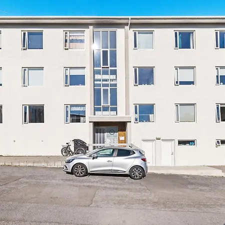 Perfect Spacious 2-bedroom Near Sky Lagoon Reykjavík